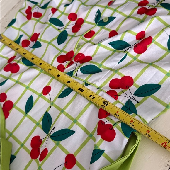 Sleeveless White Cherry Print Midi Dress Green Waistband NWOT XL 50/60s vibes - Picture 14 of 15
